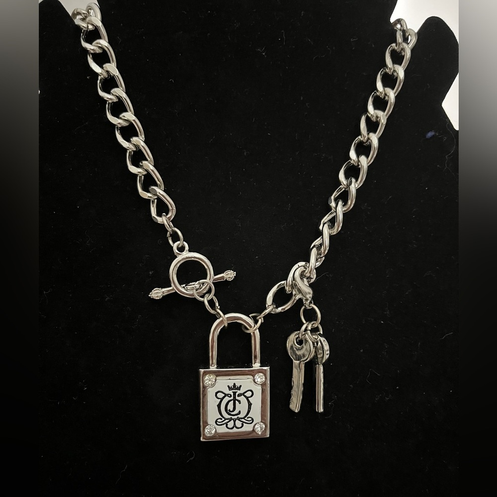 Juicy Couture chain/ necklace